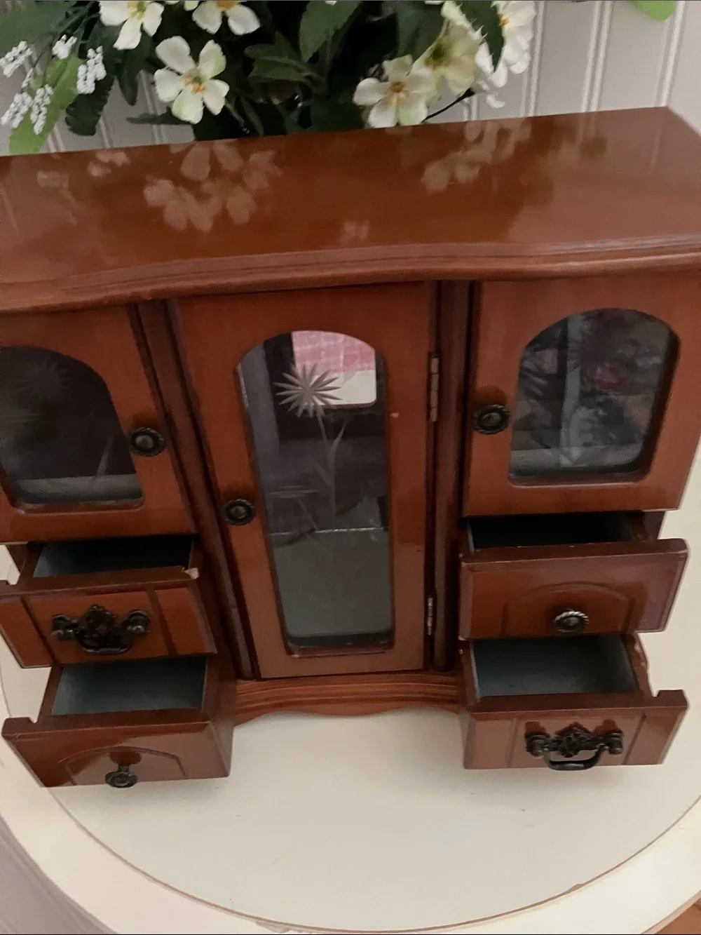 Vintage Style Jewelry Armoire With Etched Glass Doors & Multiple Compartments